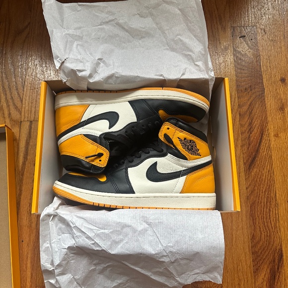 Jordan 1 Retro High OG Taxi - Picture 1 of 6